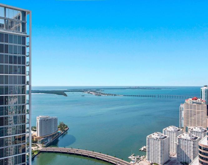 W Miami Hotel - Außenansicht