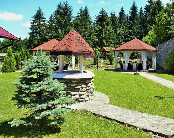 Q Resort and Spa Sacele - Außenansicht