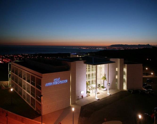 Crowne Plaza Caparica Lisbon - Außenansicht