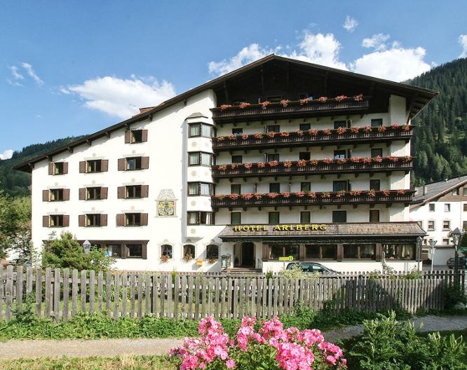 Hotel Arlberg - Außenansicht