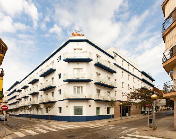 Hotel GHT Balmes - Außenansicht