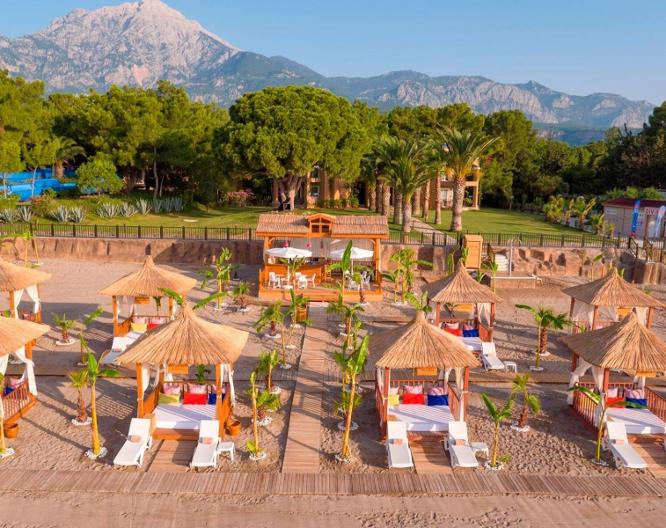 Pirates Beach Club - Außenansicht