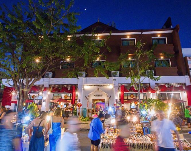 The Experience walking street Chiangmai - Außenansicht