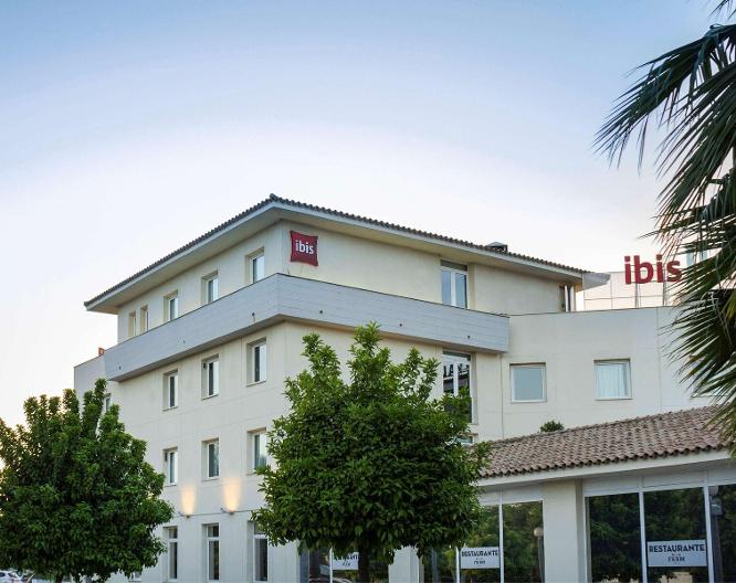 Ibis Sevilla - Außenansicht