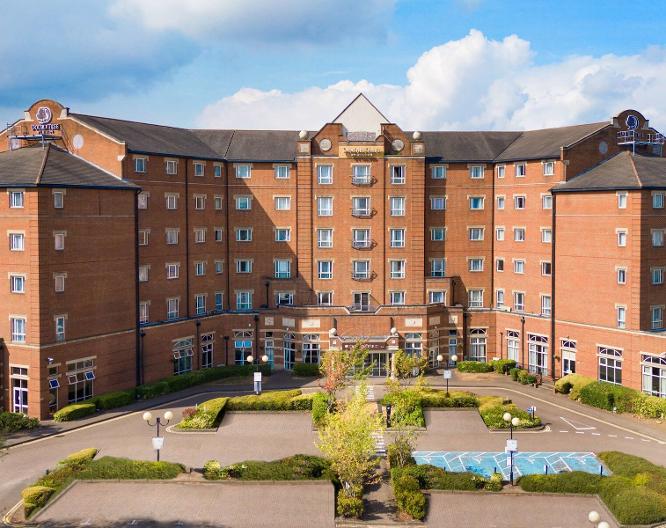 DoubleTree by Hilton Hotel Dartford Bridge - Außenansicht