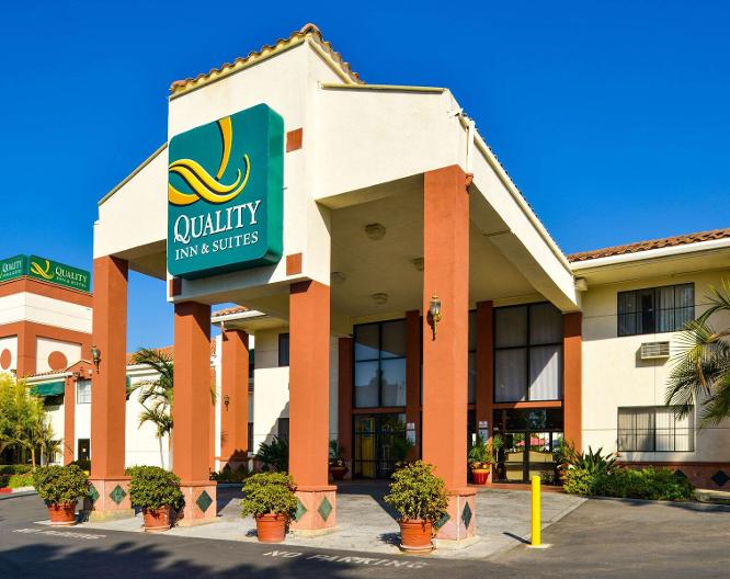 Quality Inn & Suites - Außenansicht