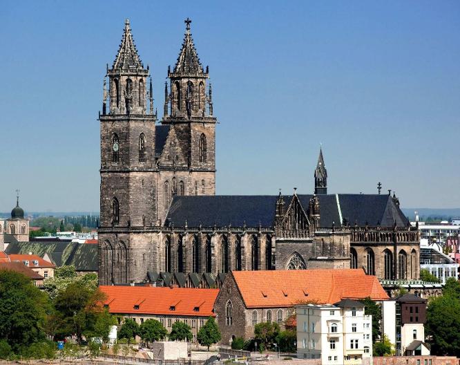 Mercure Hotel Plaza Magdeburg - Außenansicht