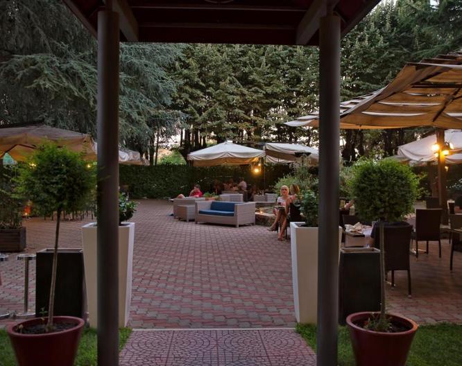 LH Hotel Excel Roma Montemario - Vue extérieure