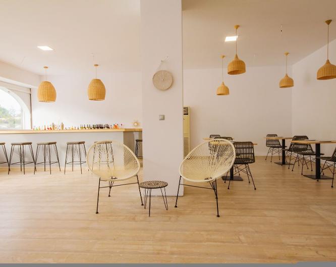 Olive Grove Suites Boutique Hotel - Essen und Trinken