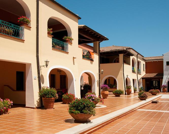 Club Hotel Torre Moresca - Außenansicht