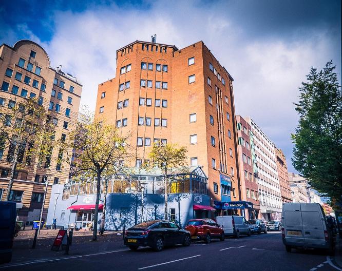 Belfast Central Travelodge - Außenansicht