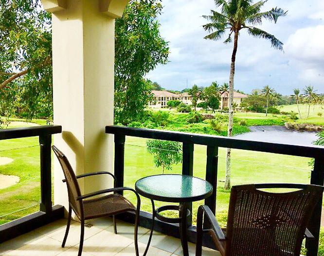 Fairways and Bluewater Newcoast Boracay - Außenansicht