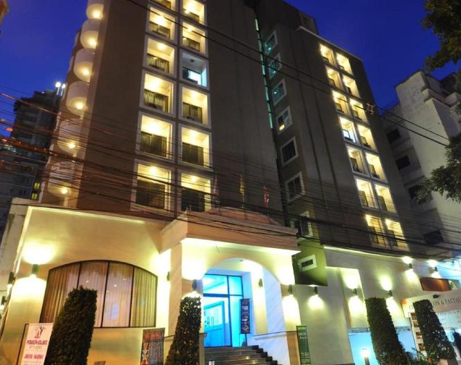 Public House Bangkok, a Member of Design Hotels - Außenansicht