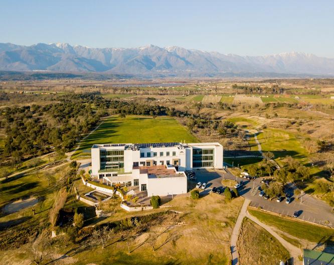 Hospedium Hotel Valles de Gredos Golf - Außenansicht