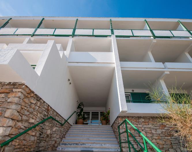 Hotel Mirta - Außenansicht