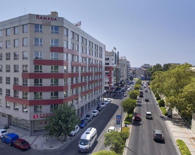 Ramada Plaza Izmir - Außenansicht