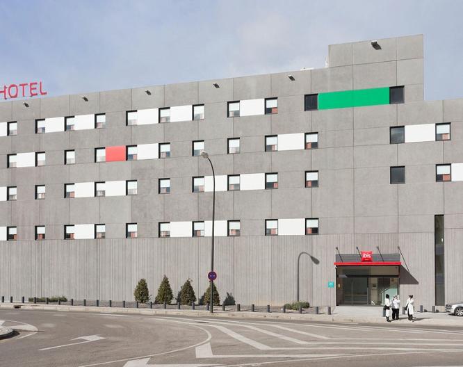 ibis Oviedo - Außenansicht