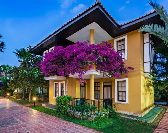 Club Dizalya - Außenansicht