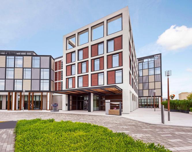 Hampton by Hilton Dubai Al Seef - Außenansicht