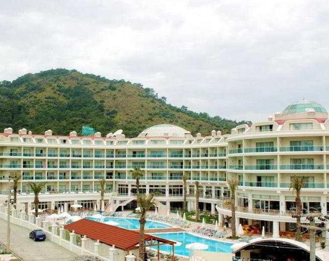 Pineta Park Deluxe Hotel - Außenansicht