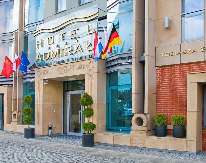 Admiral - Außenansicht