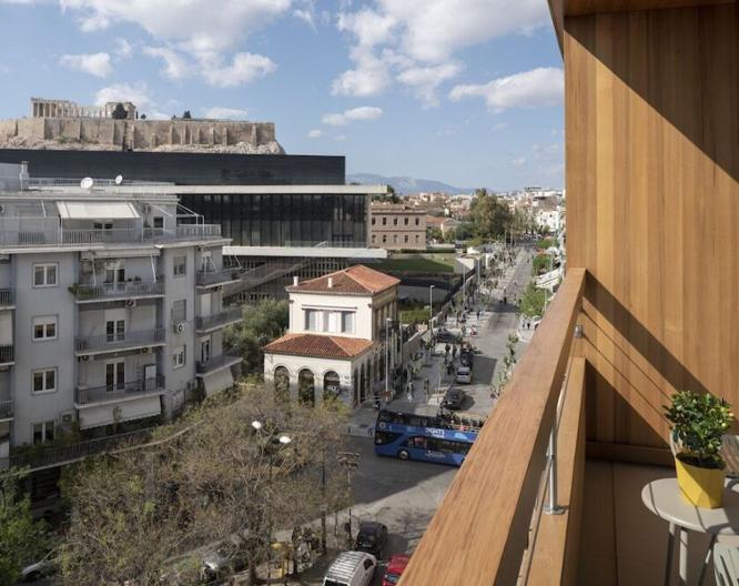 Coco-Mat Athens BC - Außenansicht