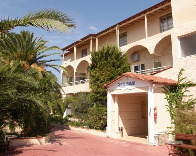 Sousouras Hotel - Außenansicht