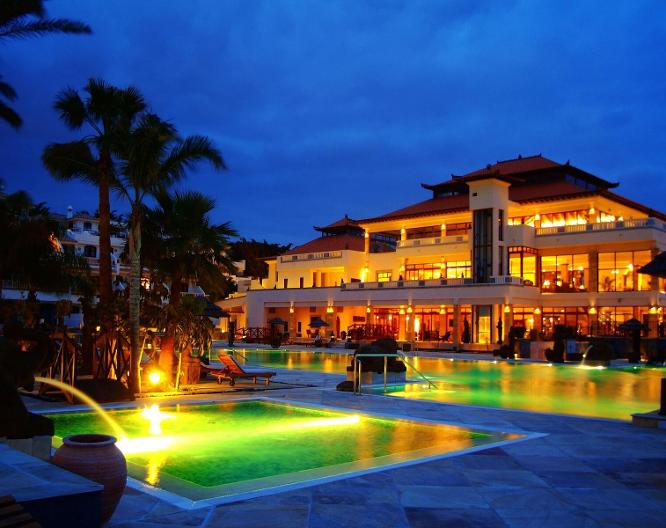 Regency Country Club - Außenansicht