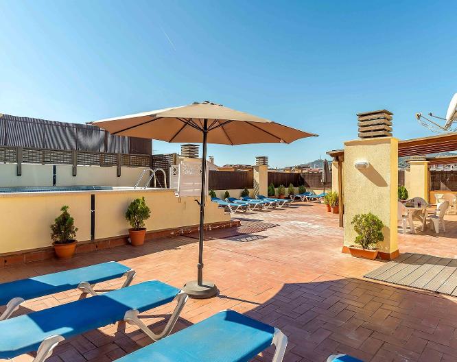 Aparthotel Bertran - Außenansicht