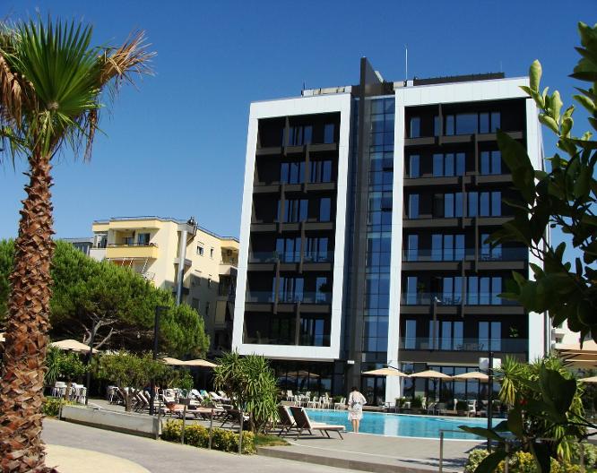 Hotel Supreme and SPA - Außenansicht