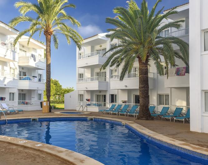 Hotel Palm Garden - Außenansicht