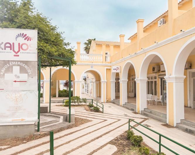 Ionian Blue Beach Hotel - Außenansicht