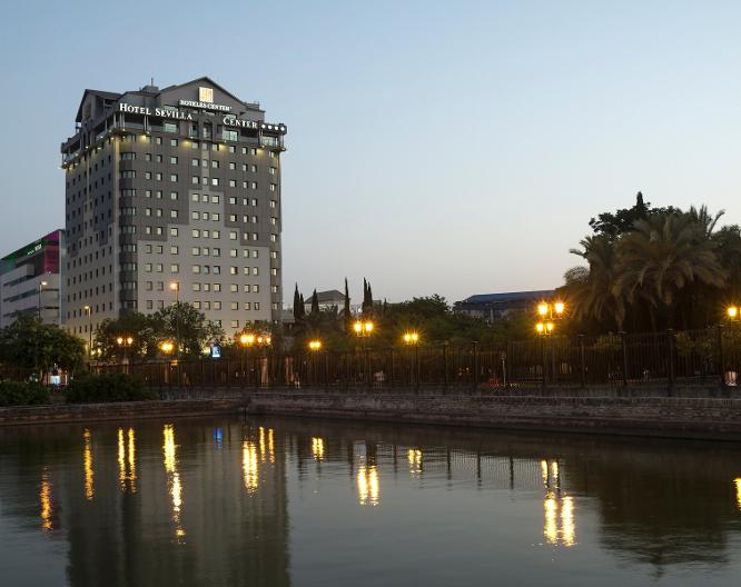 Sevilla Center - Außenansicht