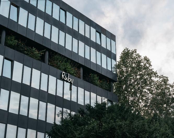 Ruby Lilly - Außenansicht