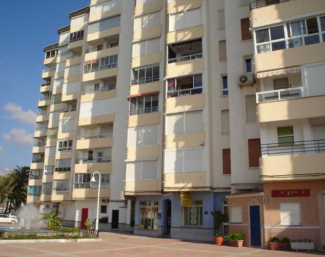 Apartamentos Intercentro Algarrobo - Außenansicht