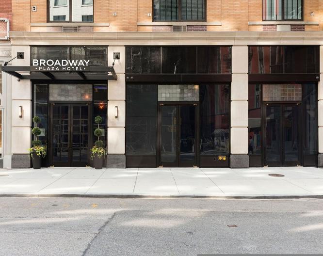 Broadway Plaza Hotel - Außenansicht