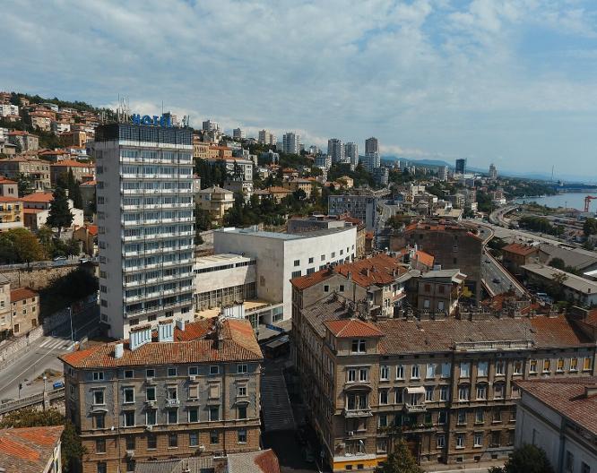 Hotel Neboder - Vue extérieure