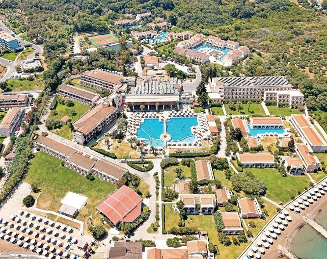 TUI KIDS CLUB Roda Beach Resort & Spa - Außenansicht