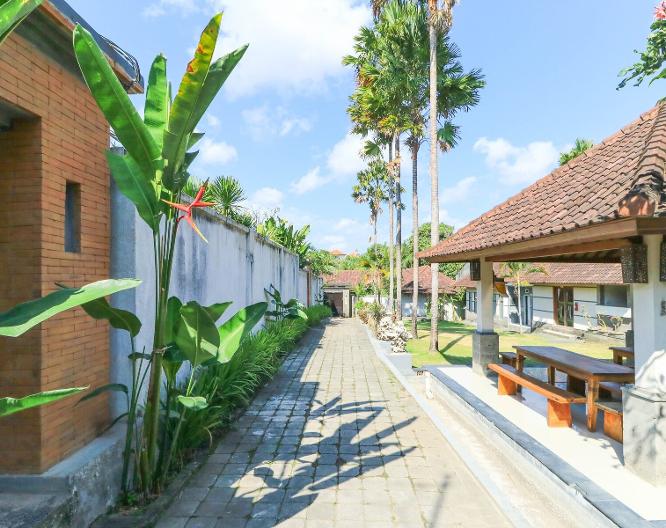 Bali Merita Villa by ZUZU - Außenansicht