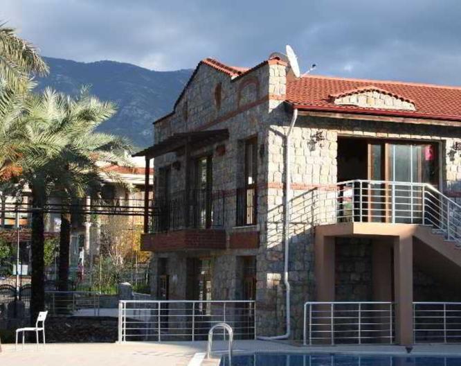 Flora Palm Resort - Außenansicht