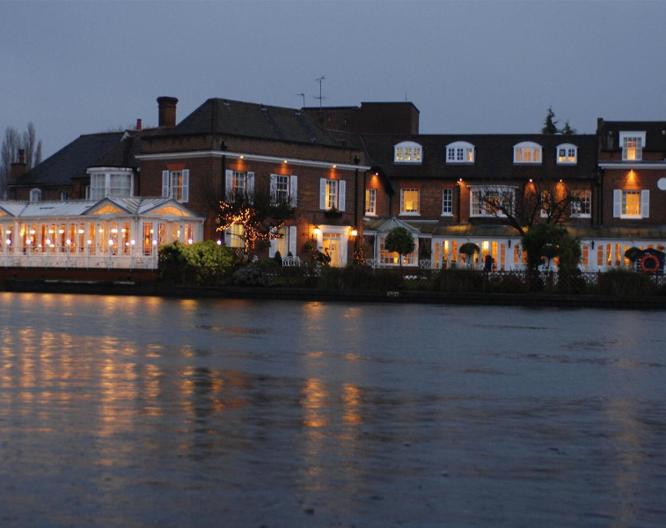 Macdonald Compleat Angler - Außenansicht