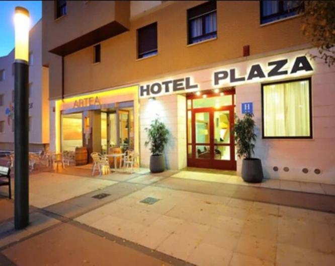 Pamplona Plaza - Außenansicht