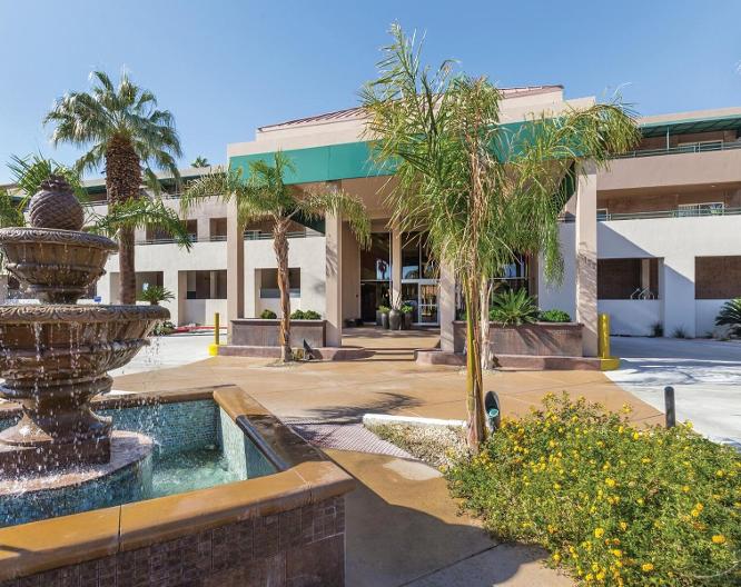 WorldMark Palm Springs - Außenansicht