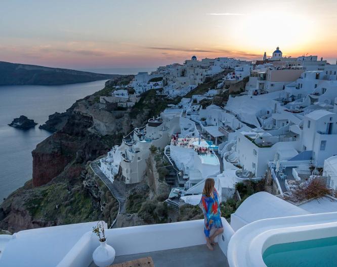 Andronis Luxury Suites - Außenansicht