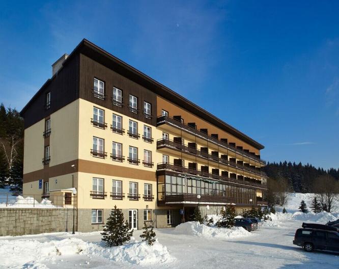 Orea Hotel Špicák - Außenansicht
