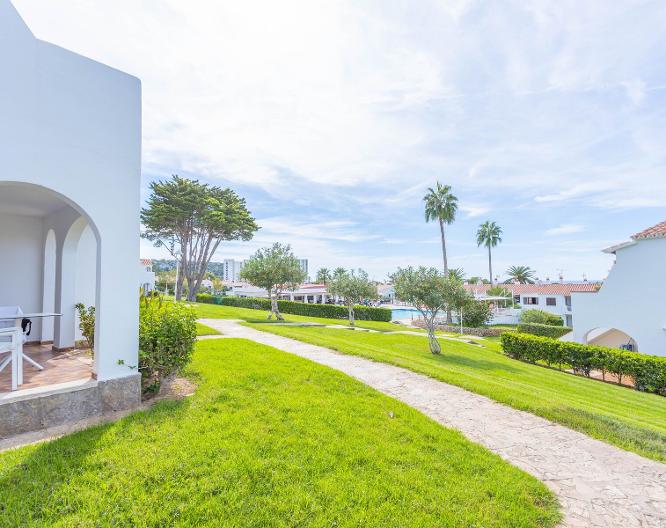 Apartamentos Son Bou Gardens - Außenansicht