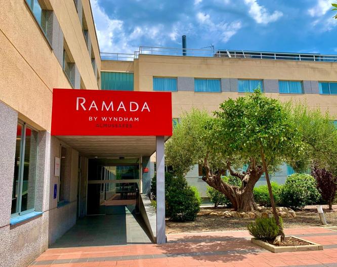 Tryp Valencia Almussafes - Außenansicht