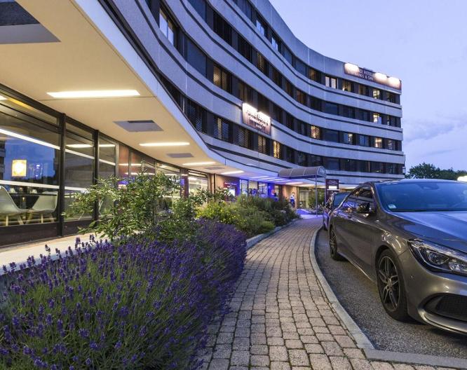 Ferney Voltaire - Swiss Apparthotels 4* - Außenansicht