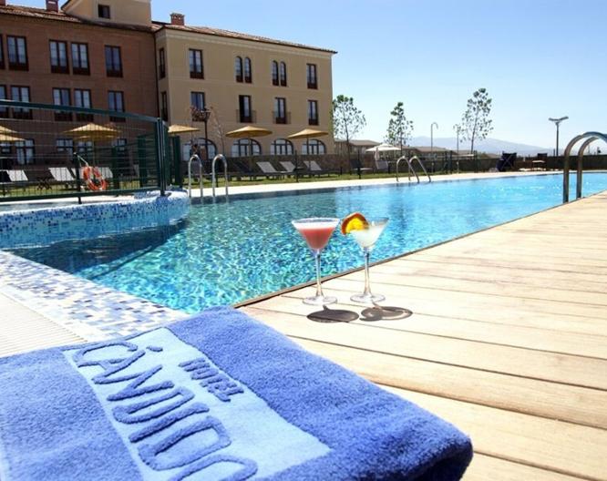 Hotel Cándido - Außenansicht