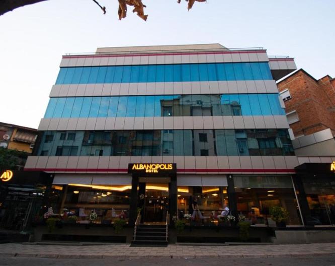 Albanopolis Hotel - Außenansicht